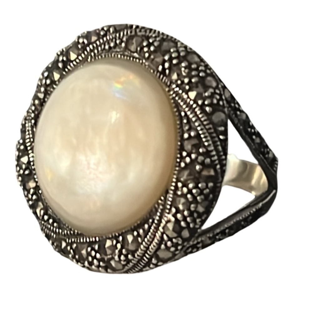 Elegant Sterling Silver Marcasite Mother Of Pearl Stone Ring